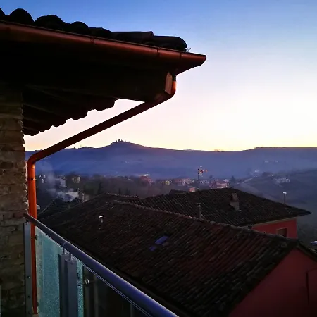 Frühstückspension Casaforte Alba In Langa