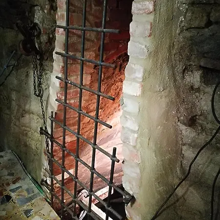 Casaforte Alba In Langa Mango