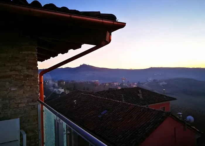 فندق مبيت وإفطار Casaforte Alba In Langa