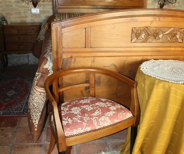 Casaforte Alba In Langa Panzió 3*
